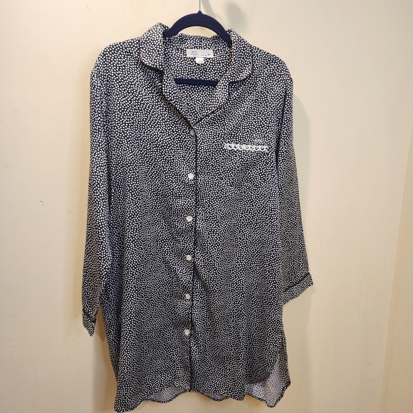 ME Makeover Essentials Black and White Casual Button Down Pajama Shirt Size L - Picture 4 of 12